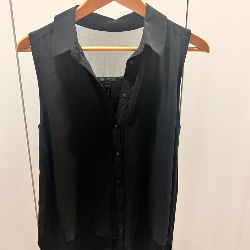 Ann Taylor Black Button-Down Sleeveless Blouse